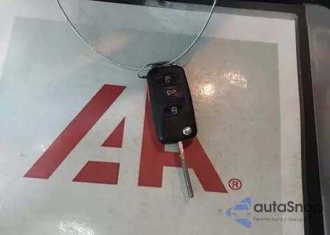 2015 Volkswagen Tiguan S из США, поврежденный, VIN WVGAV7AX9FW521813